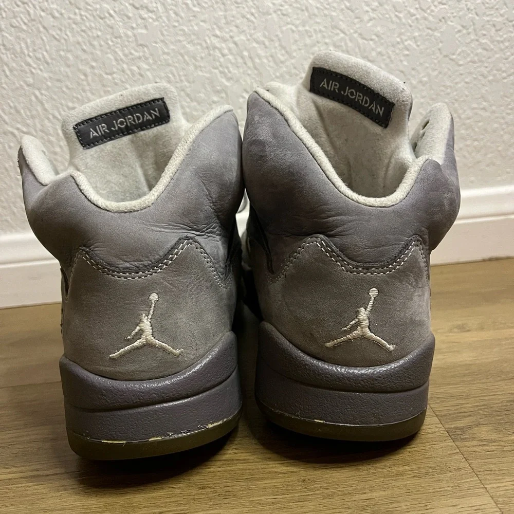 Jordan Wolf Grey 5 Sneakers - 2011 Release - Men’s Size 8- Pre-Owned - Picture 4 of 15